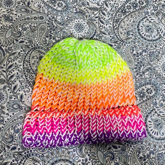 Multicolor winter hair toddlers 2t-3t euc - Picture 1 of 3